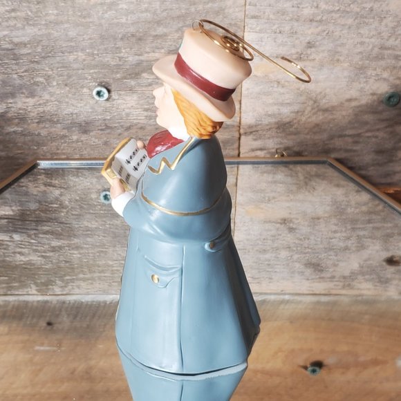 1992 HallMark Keepsake Ornament Dickens Caroler Bell Lord Chadwick - Picture 5 of 8